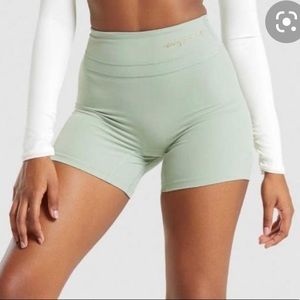 Gymshark Whitney Simmons V2 Set